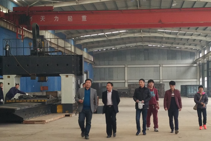 公司樹脂混泥土預制構件鋼模贏得市場廣泛關注 深圳韓江環(huán)保彩磚科技有限公司來訪